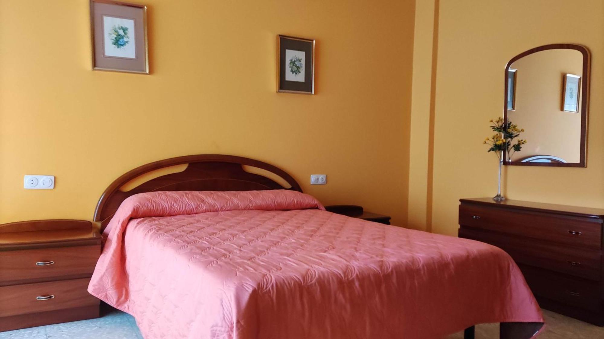 Апартаменты Amplio Piso En Pontedeume Экстерьер фото
